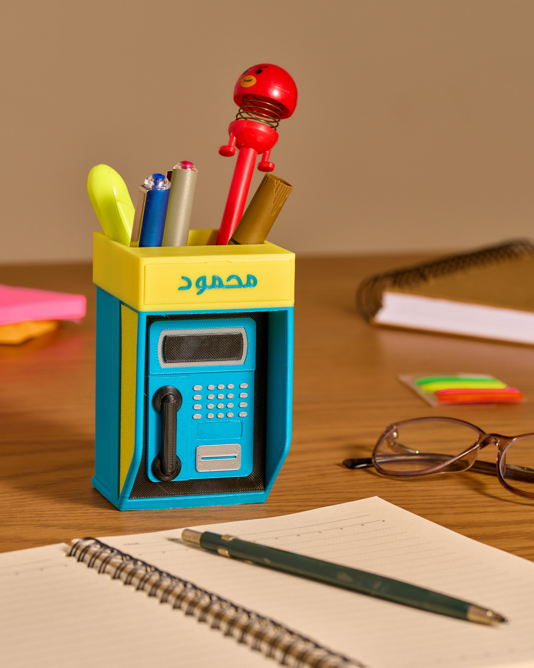 3D printed Menatel phone booth pen holder with custom name tag - Egyptian 90s nostalgia
