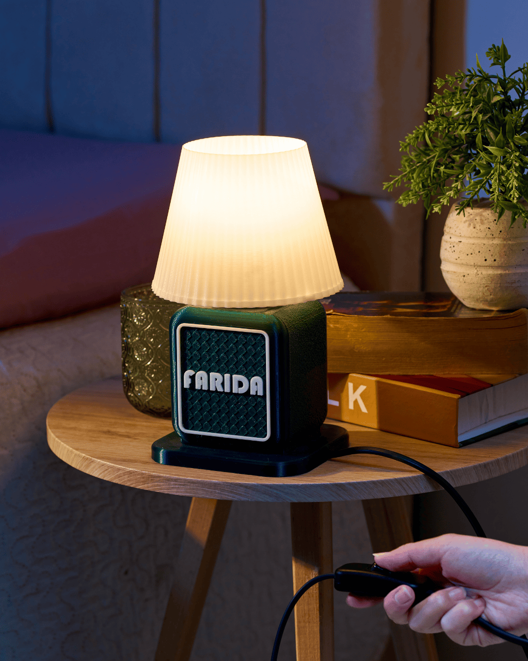 3D printed vintage retro radio table lamp with a personalized name plate and pleated shade